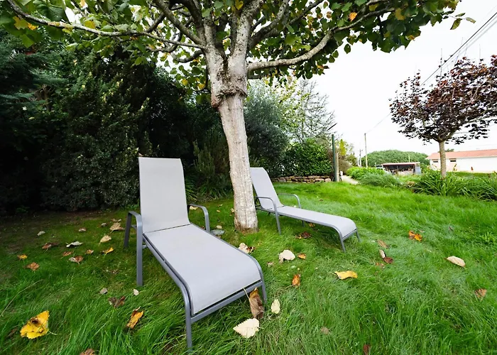 Casa Olivia By Interhome Дом отдыха Cela (Leira)